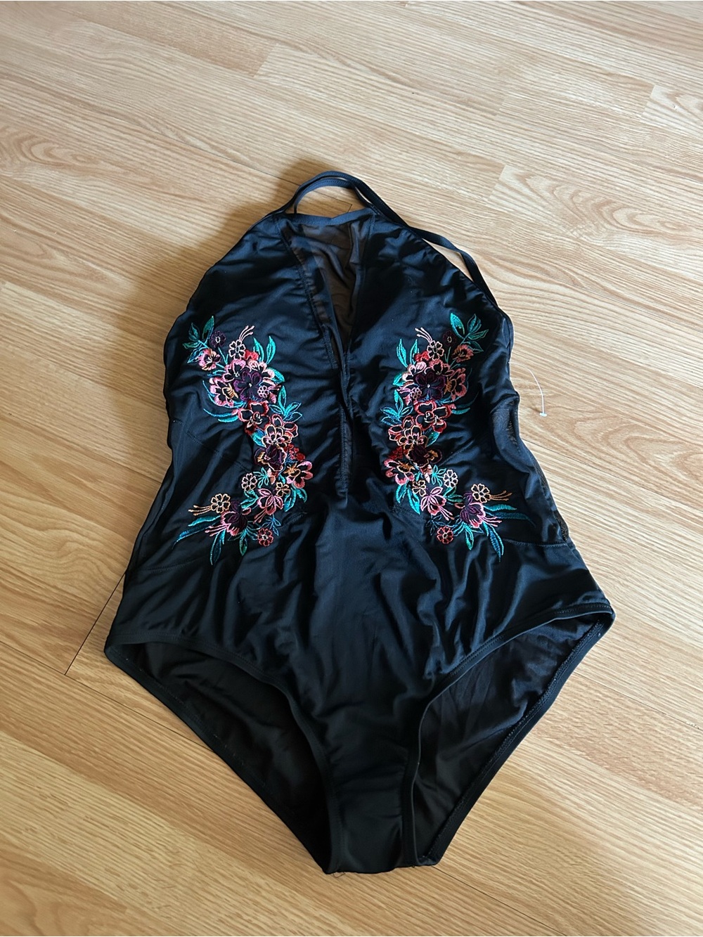 NWT Laundry by Shelli Segal Black Floral One Piece Swimsuit Large